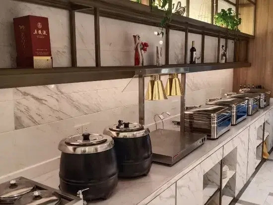 Magnotel Hotel (Ancient City of Zhengding Longxing Temple)