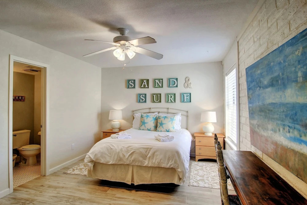 El Cortez Miniums Ec106 2 Bedroom Condo