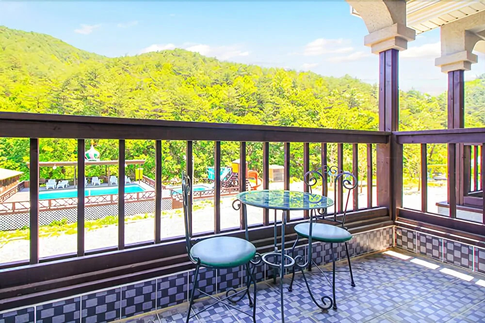 Yangyang Valentine Pension