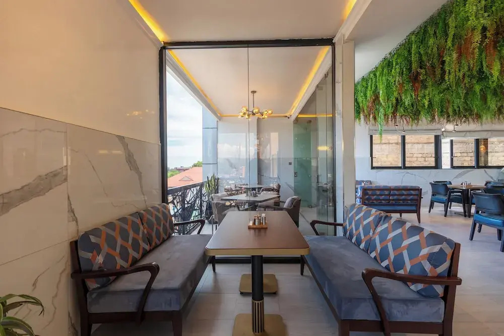 Iman Hotel