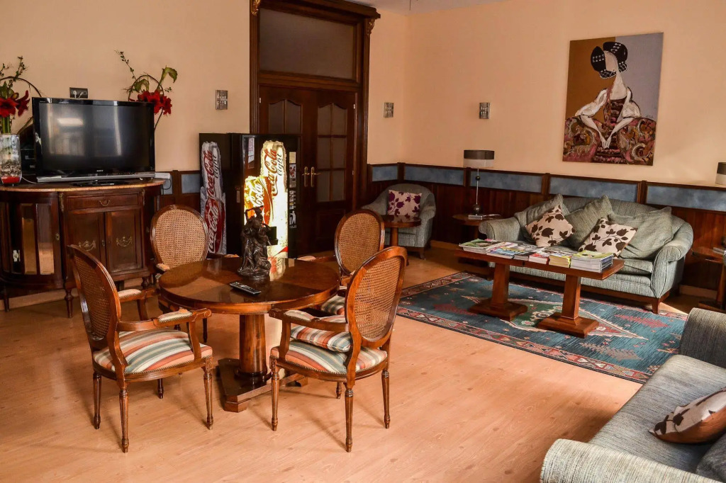 Hostal Cataluña