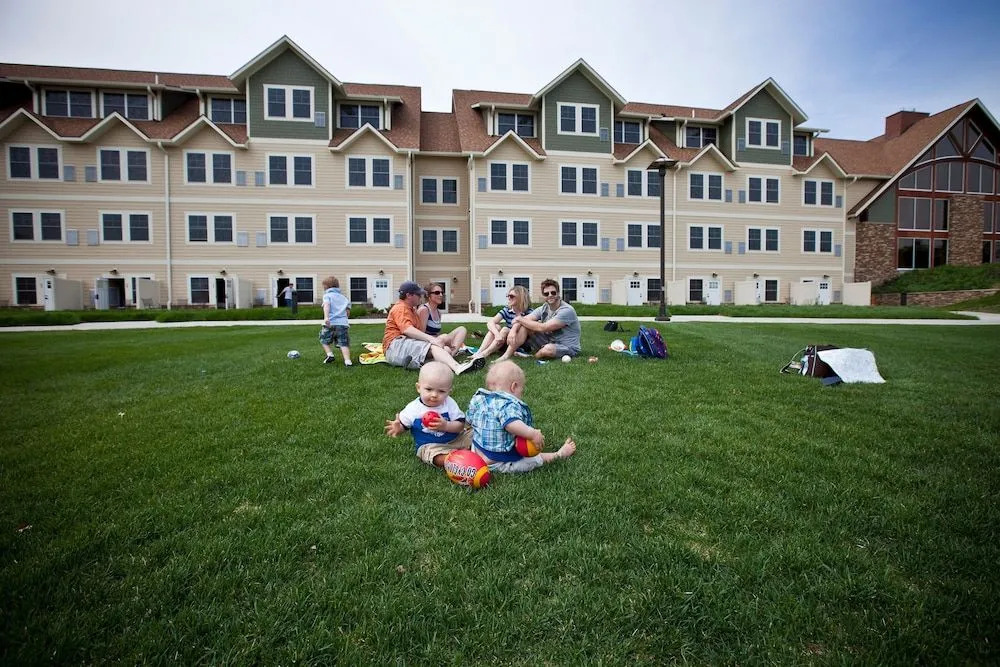 Honey Creek Resort