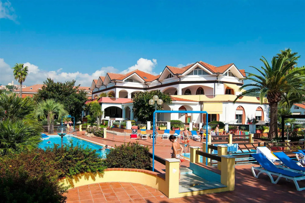 Diano Sporting Apartments