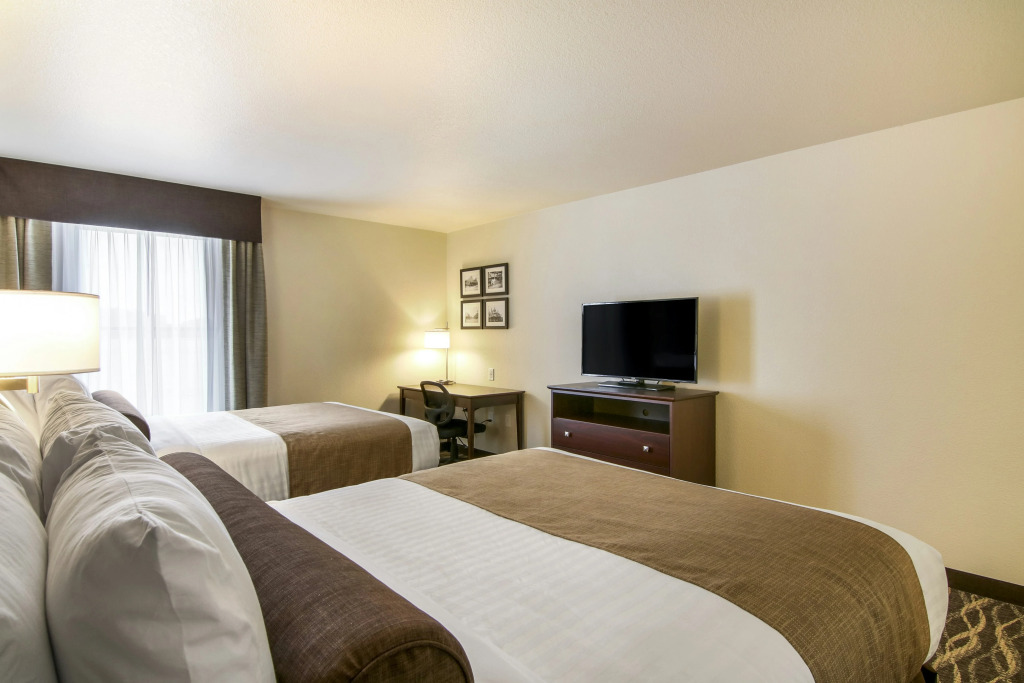 Cobblestone Inn & Suites - Menomonie/UW-Stout