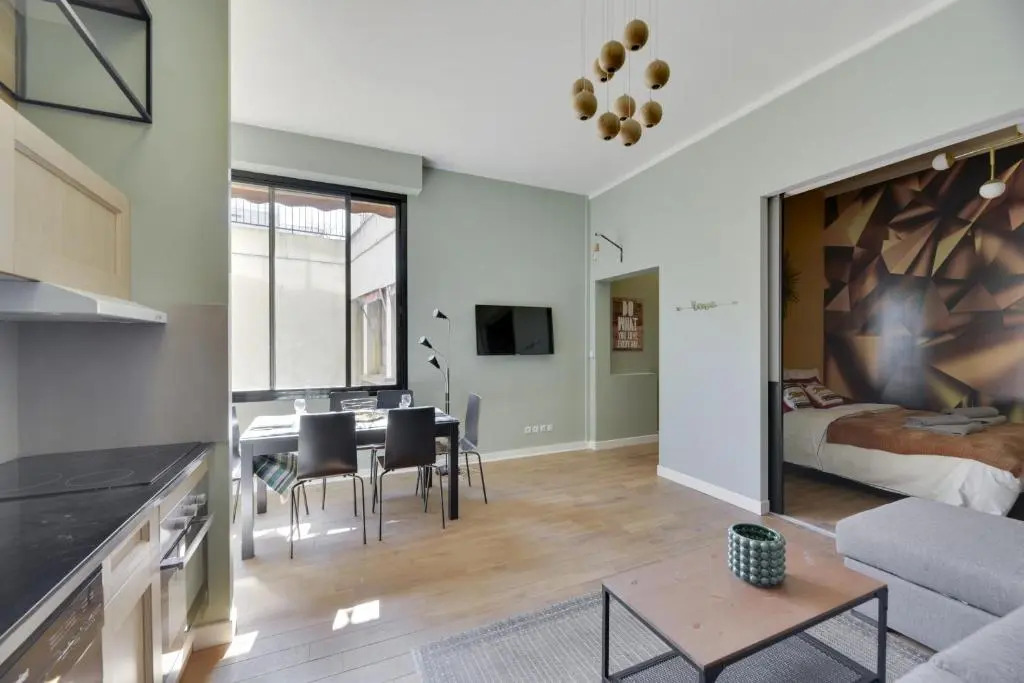 114-Suite Deby