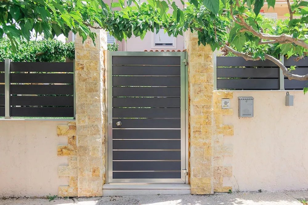 Perla Cozy Apartment near beach