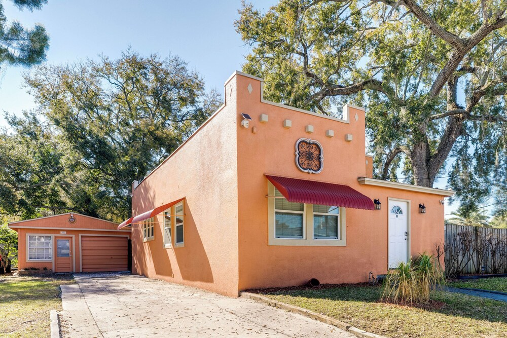 2 Mi to Shore: Modern Daytona Beach Gem w/ Patio!