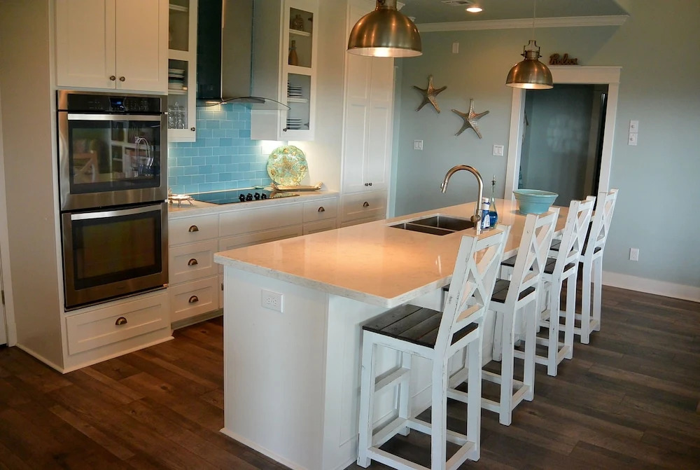 B As You Are 3 Bedrooms 3 Bathrooms Home
