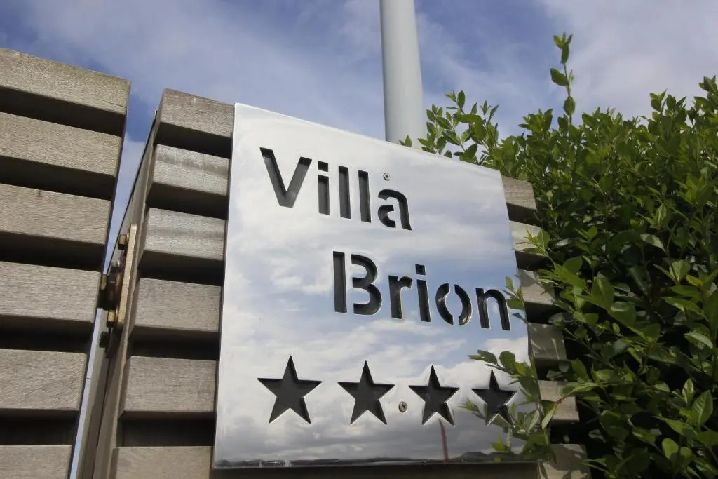 Villa Brion****