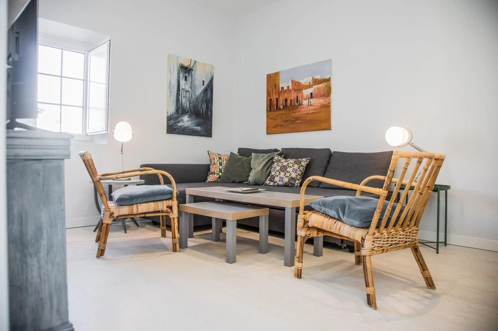 Riverside Central Colon Penthouse