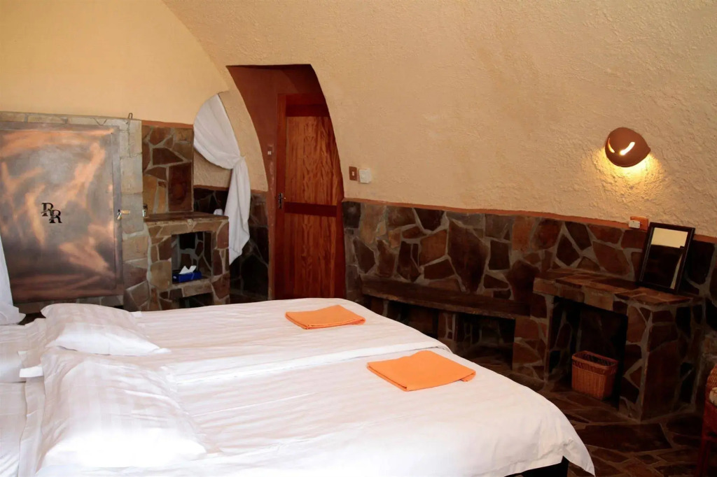 Rostock Ritz Desert Lodge