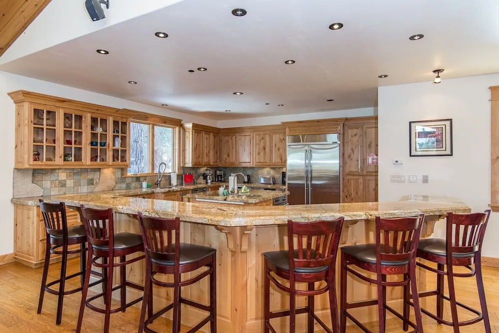 Bright Beauty in South Lake Tahoe by RedAwning