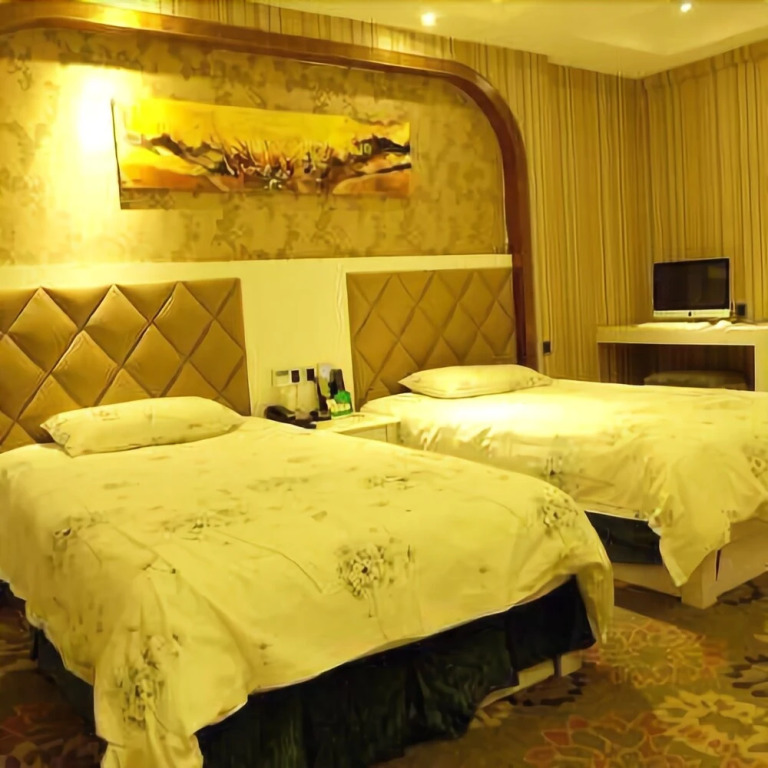 Shidongjin Art Hotel (Xixia Yigao Branch)