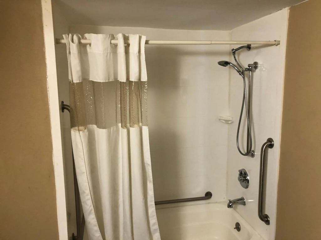 Rodeway Inn Joint Base Andrews Area