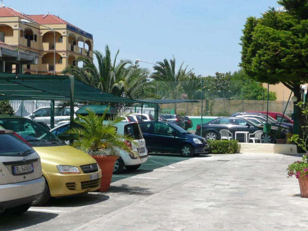 Hotel Eden