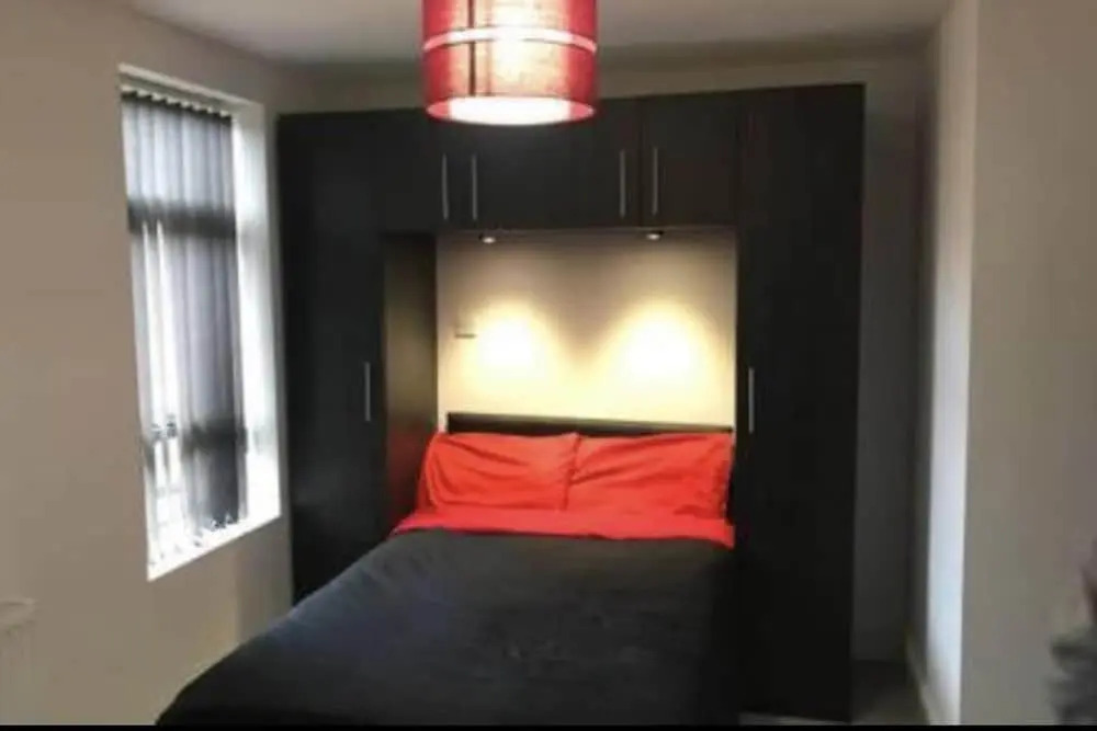 OYO Butlers Hotel