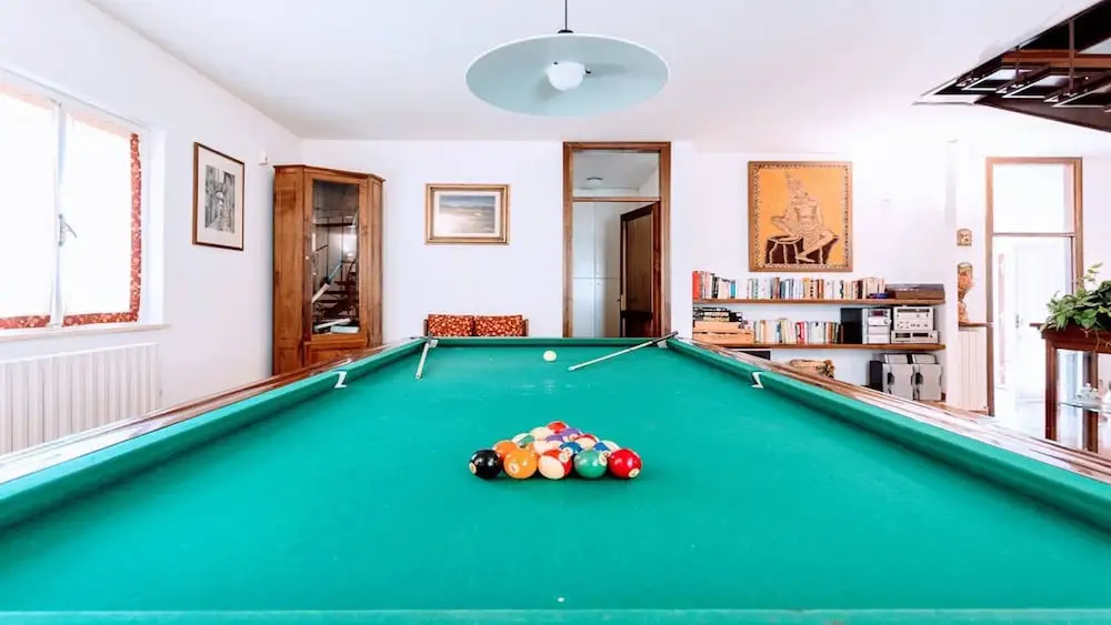 Villa Vallocchia - sleeps 18. Exclusive pool/grounds. Spoleto 10 mins. Rome 1 hr