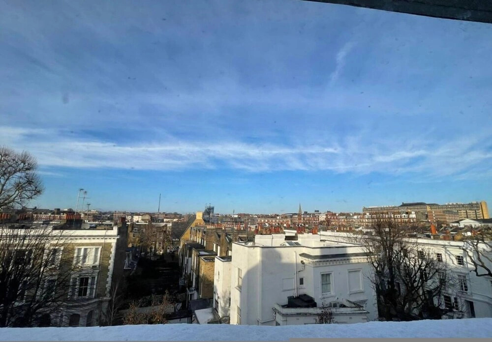 The Montagu 2 Bedroom With Terrace in Kensington