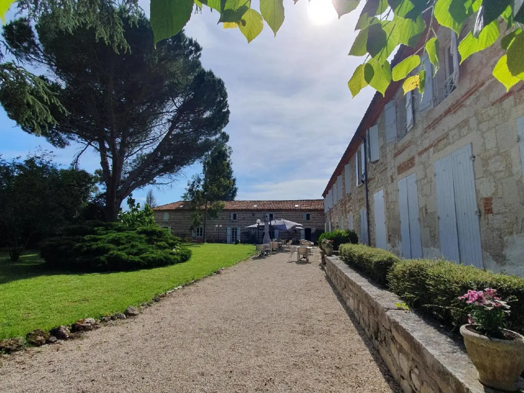 Logis Hotel Le Prince Noir