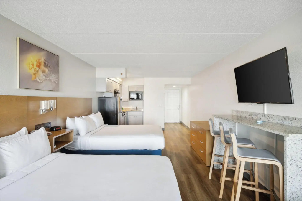 Sugar Sands Beachfront Hotel, a By The Sea Resort