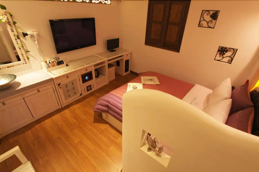 Santorini Motel