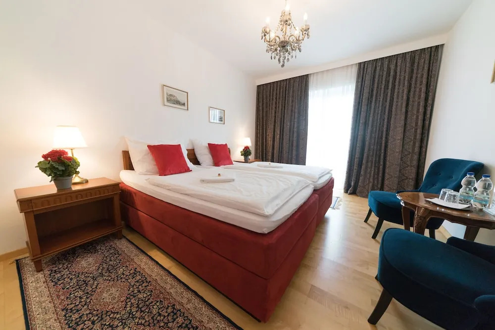 Amadeus Pension Baden