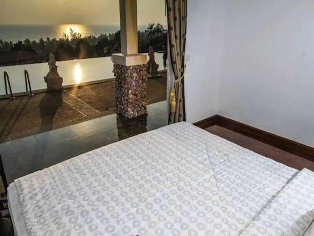 2 Pools And Seaview! Villa Serena 6Br, Klong Khong