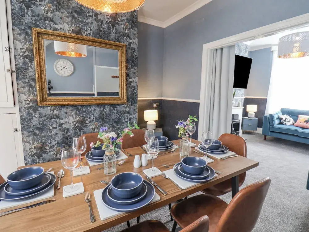 3 Auborough Street
