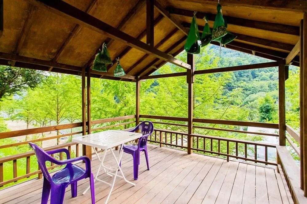 Yeongwol Deulkkotsanjang Pension