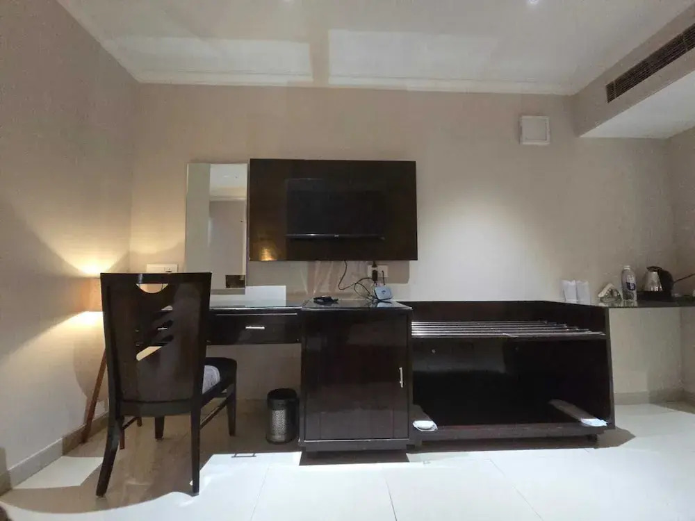 Hotel Supreme Suites Ludhiana