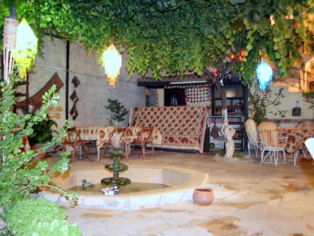 Tuncay Pension