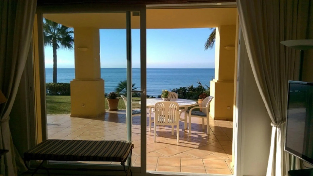 8841 - Grand Front Line Location – Heated Pool