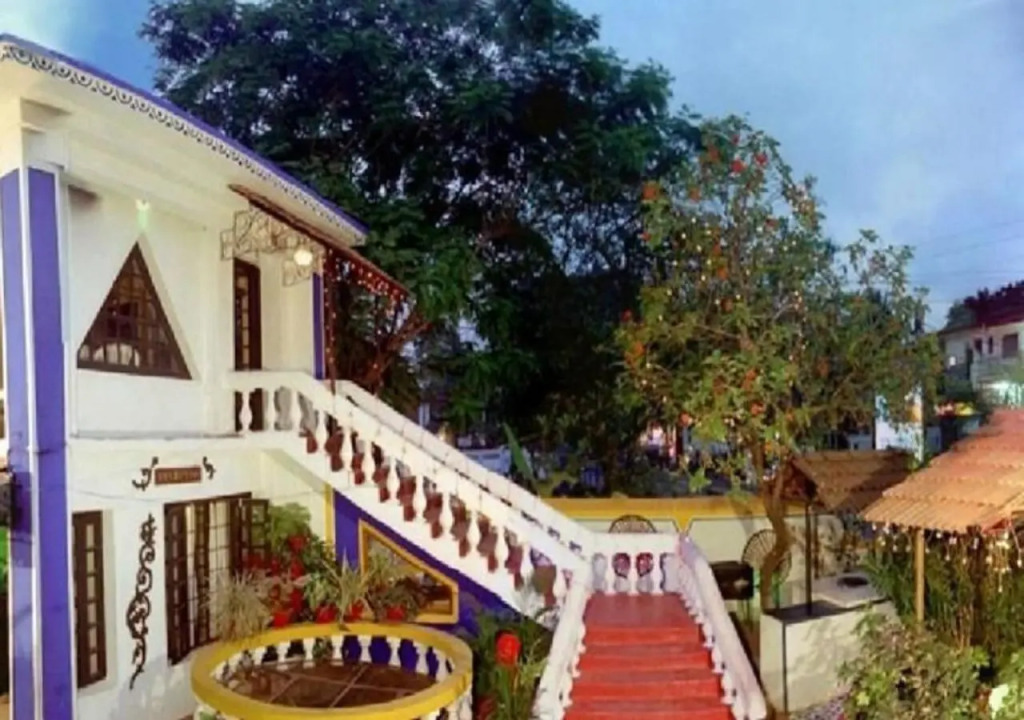 The Ronil Royale Hotel
