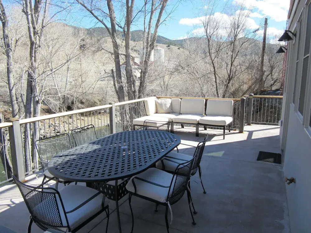 River House Downstream 3 Bedroom Holiday Home By Pinon Vacation Rentals