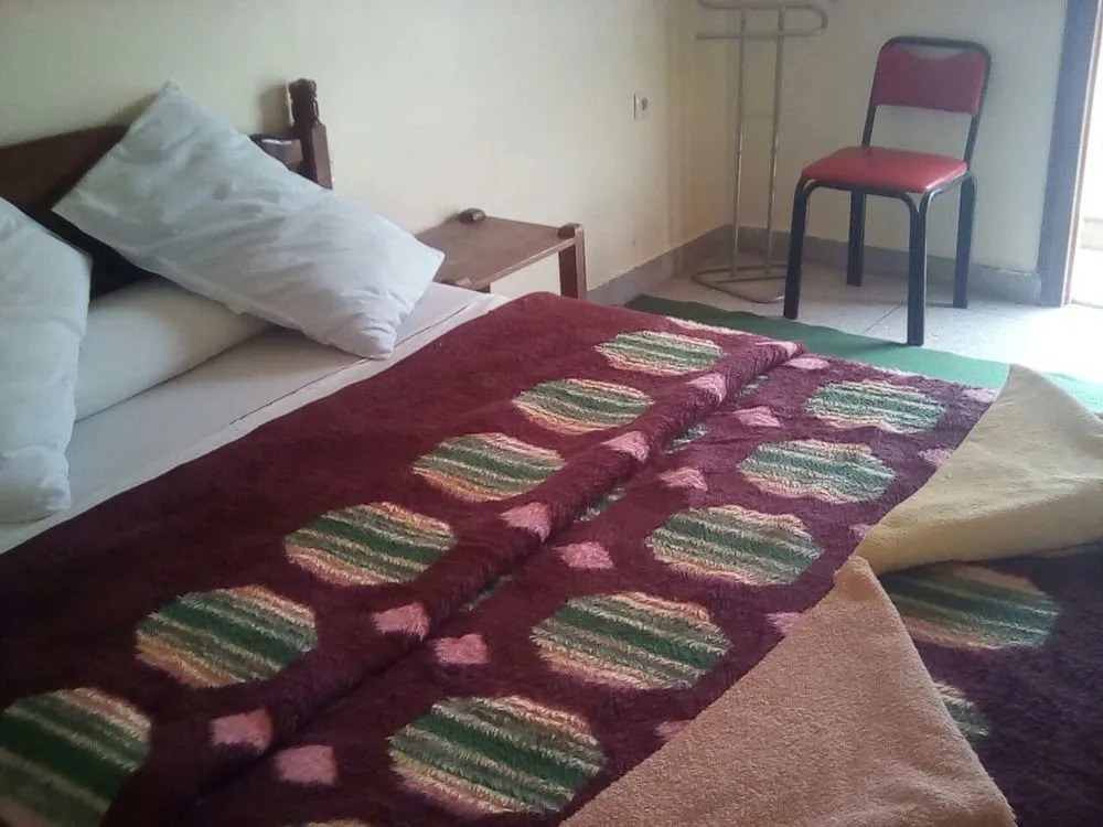 Hotel Almanader