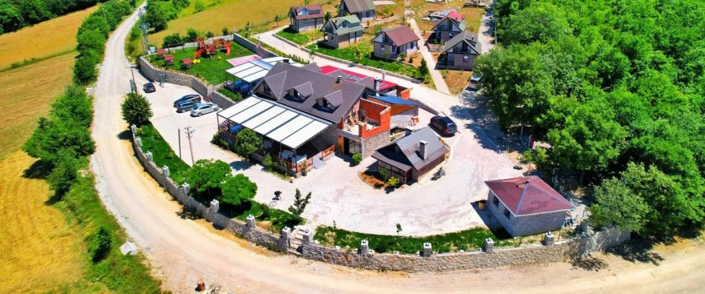Simisso Kasaba Dağ Oteli