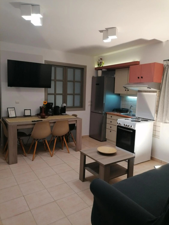 petite nafplio sofos apartment