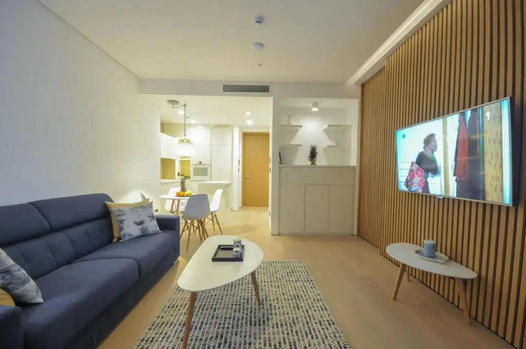 Leona Residences Apartment