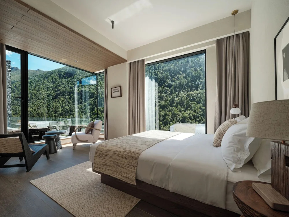 Ruoshui Mountain Retreat Holiday Inn