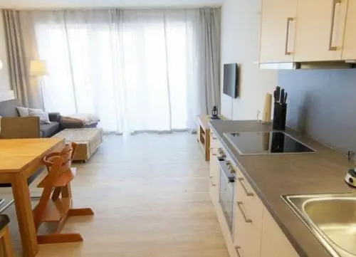 Boje 8; wunderschöne, großzügige Ferienwohnung für bis zu 5 Personen mit Balkon und Sauna