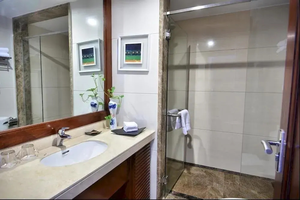 Impressions Pazhou Apartments
