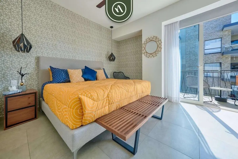 Luxury 1 BR Condo in the Heart of Romantic Zone
