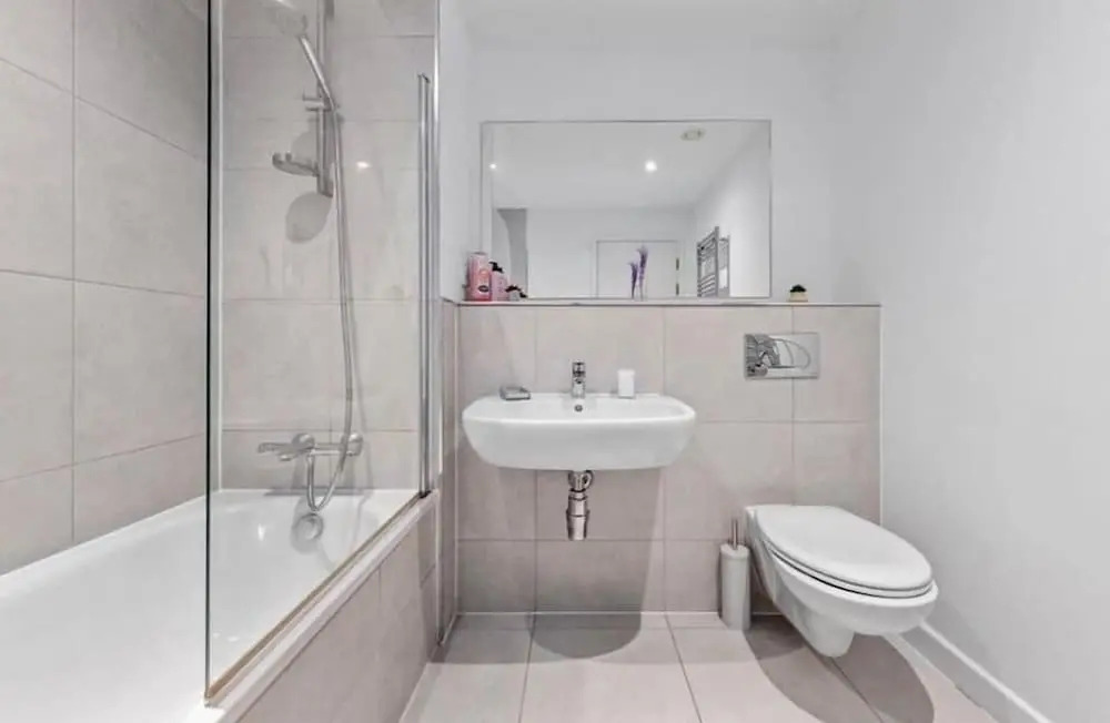 Captivating 1-bed Apartment 15 min to Londonbridge