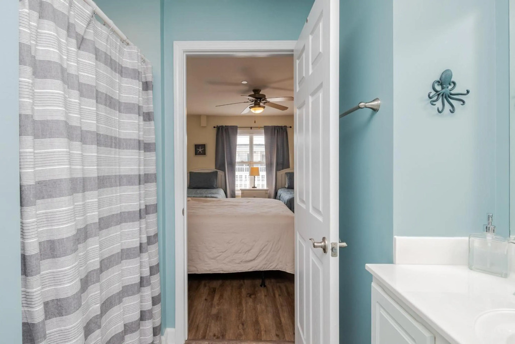 Sea Esta by Oak Island Accommodations