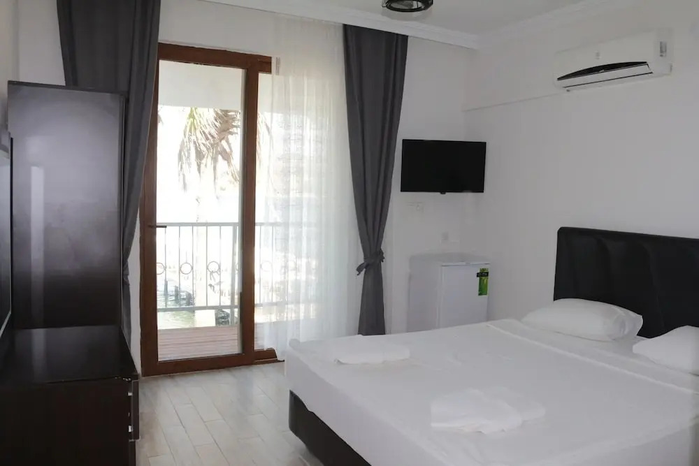 Korfez Hotel