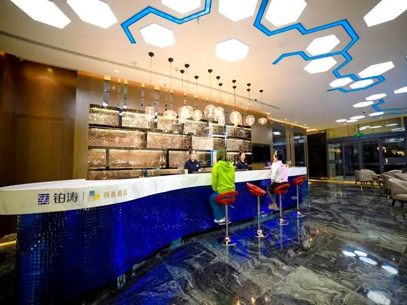 ZMAX Hotels Changji Huijia Shidai Municipal Government
