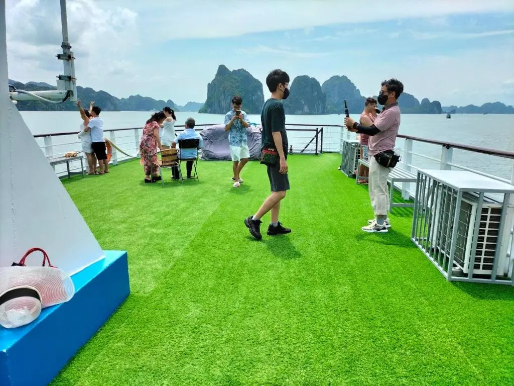 Halong Bay Full Day Trip - 6 Hours Route