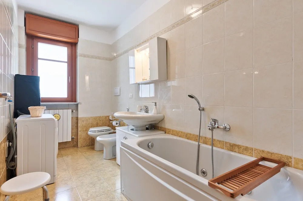 Torino Crocetta Modern Flat