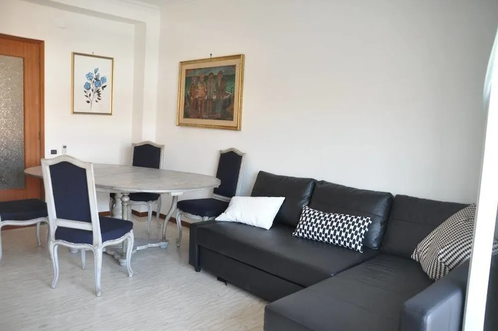 Costaioli Guest House