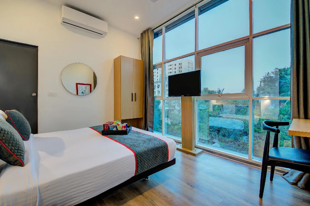OYO Townhouse 059 Magarpatta